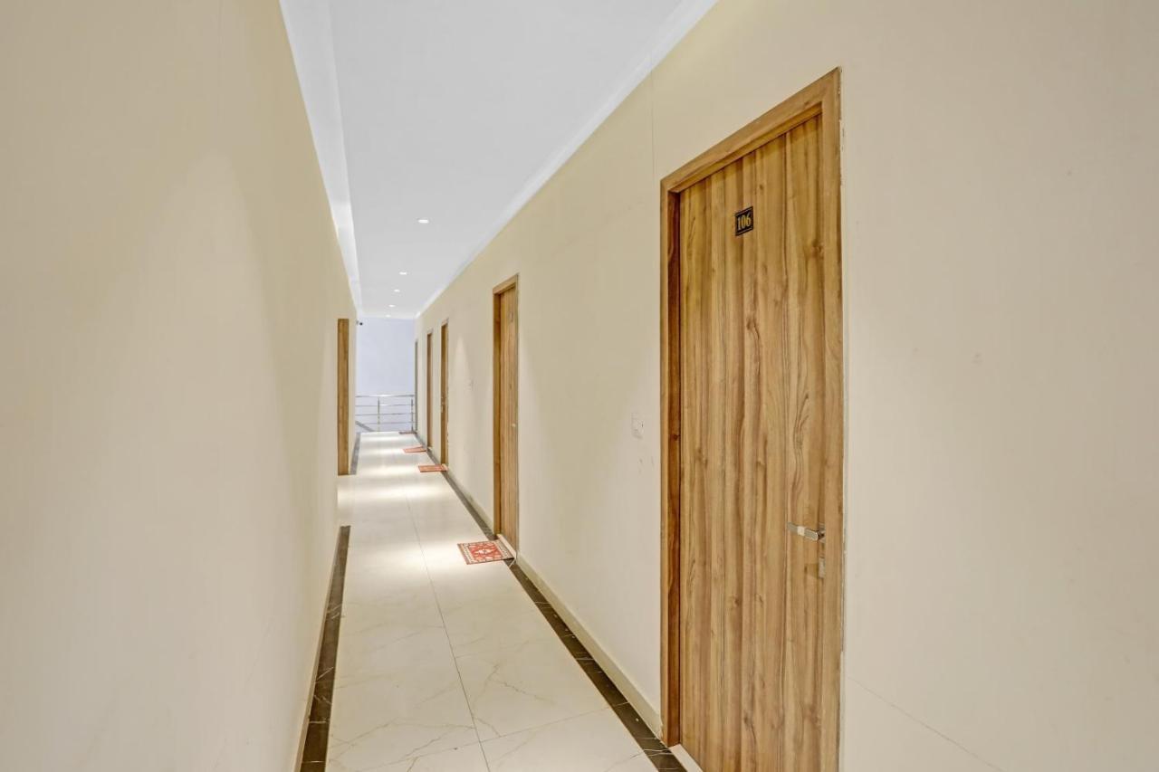 Collection O 85238 Tulika Garden Hotel Izatnagar Екстериор снимка