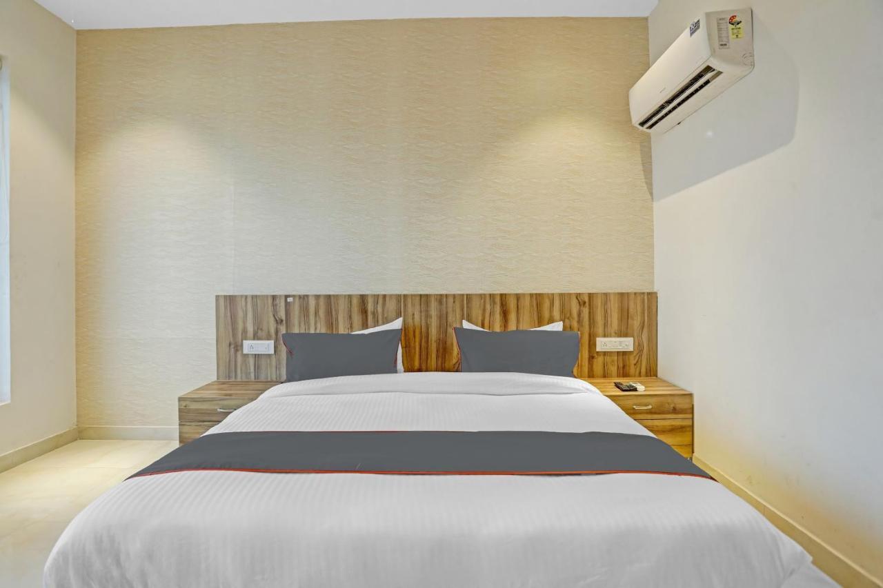 Collection O 85238 Tulika Garden Hotel Izatnagar Екстериор снимка