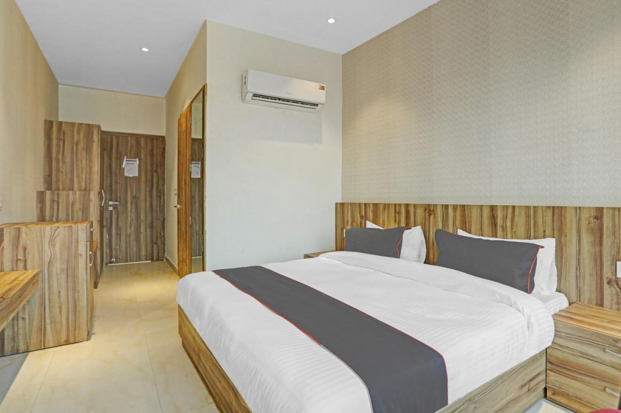 Collection O 85238 Tulika Garden Hotel Izatnagar Екстериор снимка